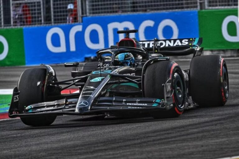 Lewis Hamilton says George Russell features a incredible shot in Singapore GP