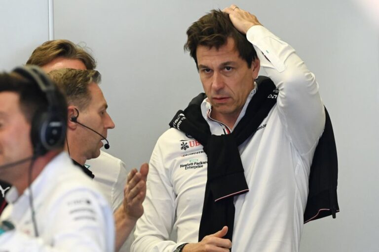 Mercedes deny Red Bull blunder at Japanese GP.