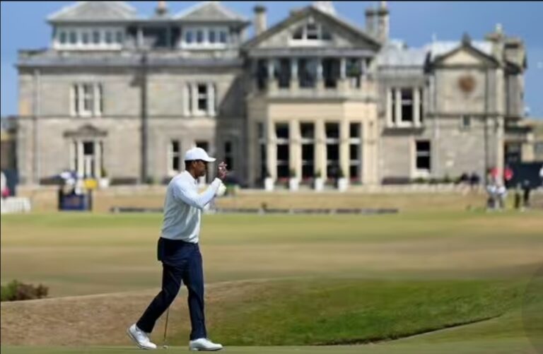 Tiger Woods angers St Andrews residents over controversial development plans