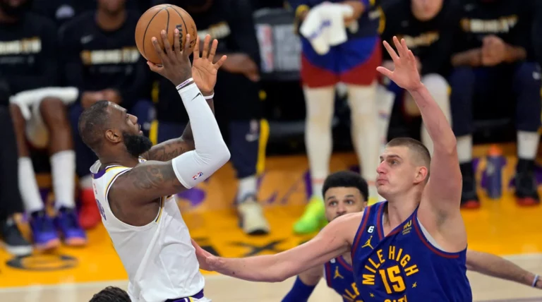 Preview Los Angeles Lakers vs Denver Nuggets: the champions open the new tournament.