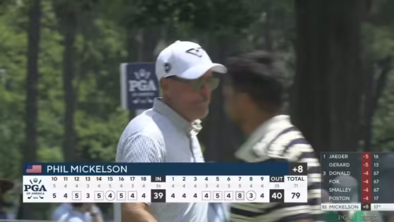 Golf fans let Phil Mickelson jokes fly after PGA Championship disasterclass