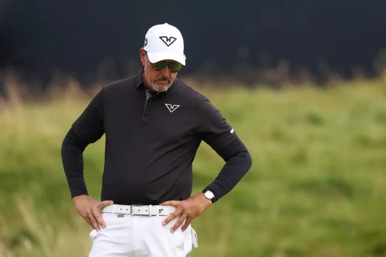 Phil Mickelson shows true colours to Scottie Scheffler after ‘worst take in the history of golf’